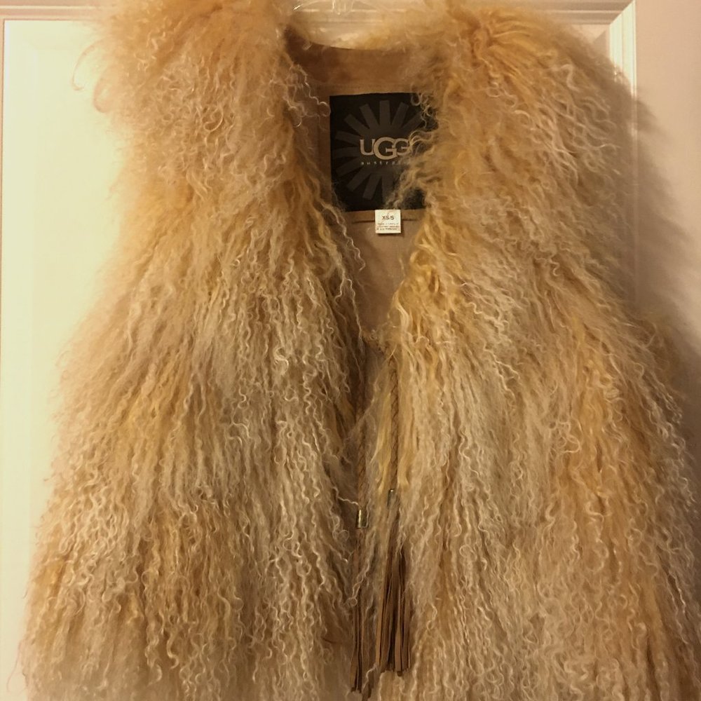 UGG Mongolian Lamb Fur Beige Vest XS/S